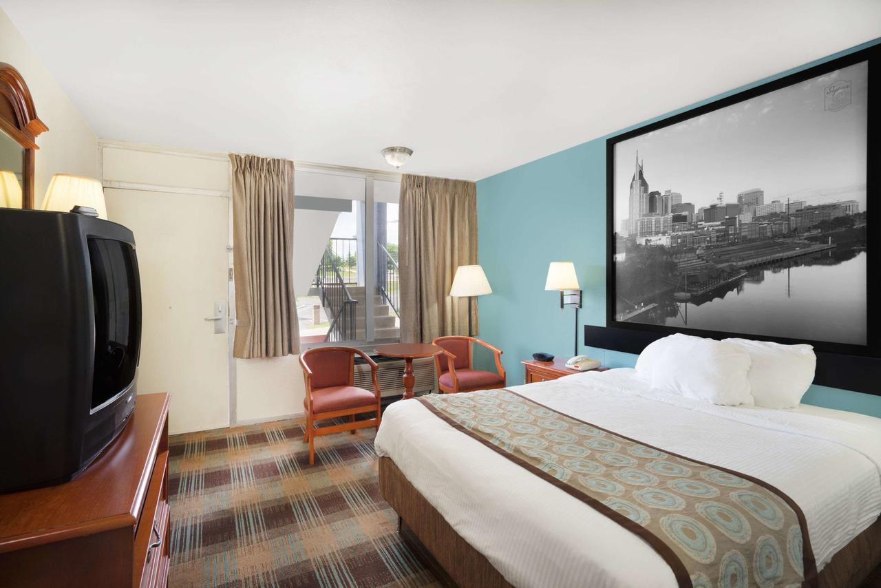 ซูเปอร์ 8 บาย วินด์แฮม แนชวิลล์ ดาวน์ทาวน์ Hotel ภายนอก รูปภาพ