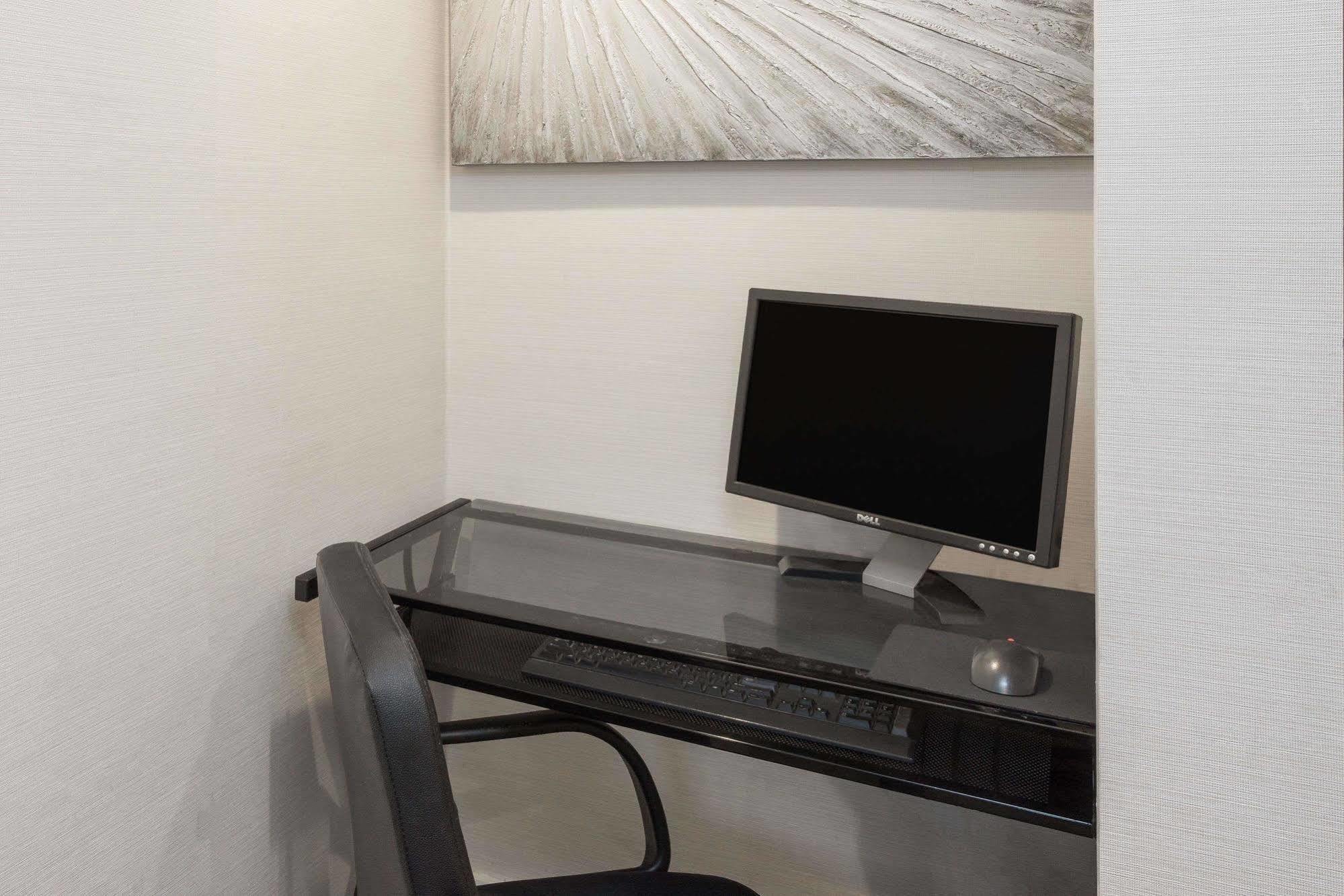 ซูเปอร์ 8 บาย วินด์แฮม แนชวิลล์ ดาวน์ทาวน์ Hotel ภายนอก รูปภาพ